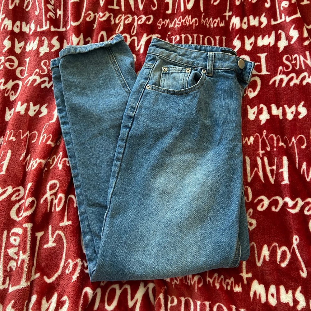 Pretty Little Thing Cuffed Jeans